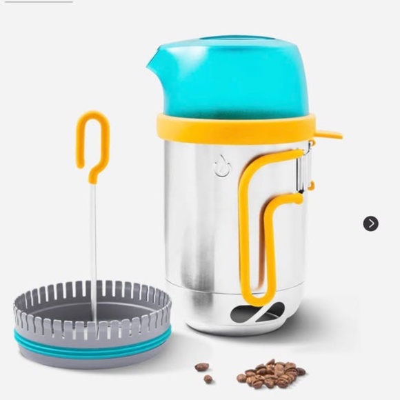BioLite CampStove 2+ & Kettle Pot Coffee Set - Picture 1 of 3